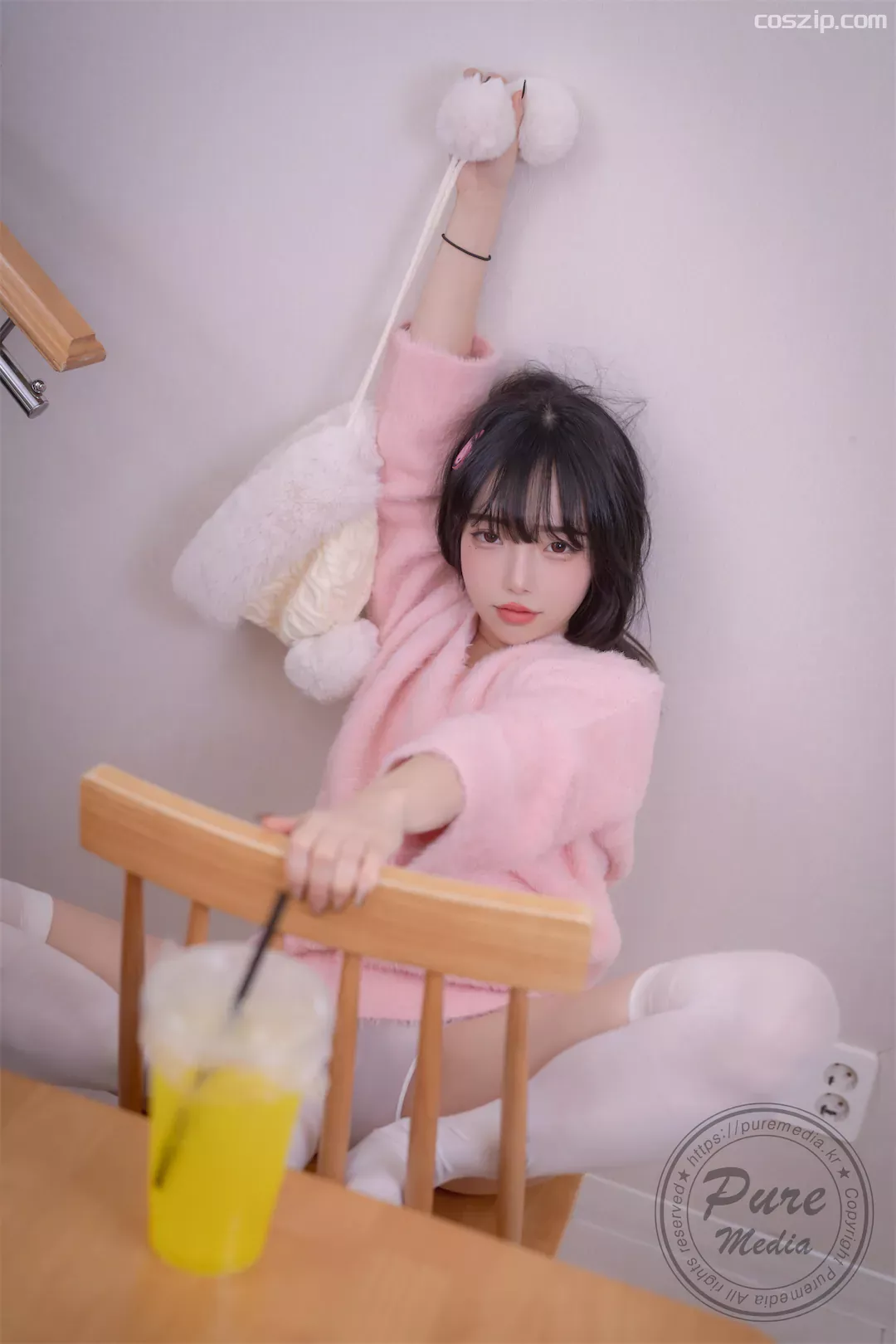 Pure-Media-Vol.266-Jelly-Cutie-Rabbit-and-Pink-Hole-coszip.com-038