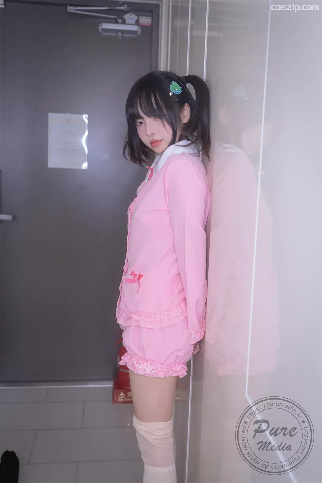 Pure-Media-Vol.266-Jelly-Cutie-Rabbit-and-Pink-Hole-coszip.com-134
