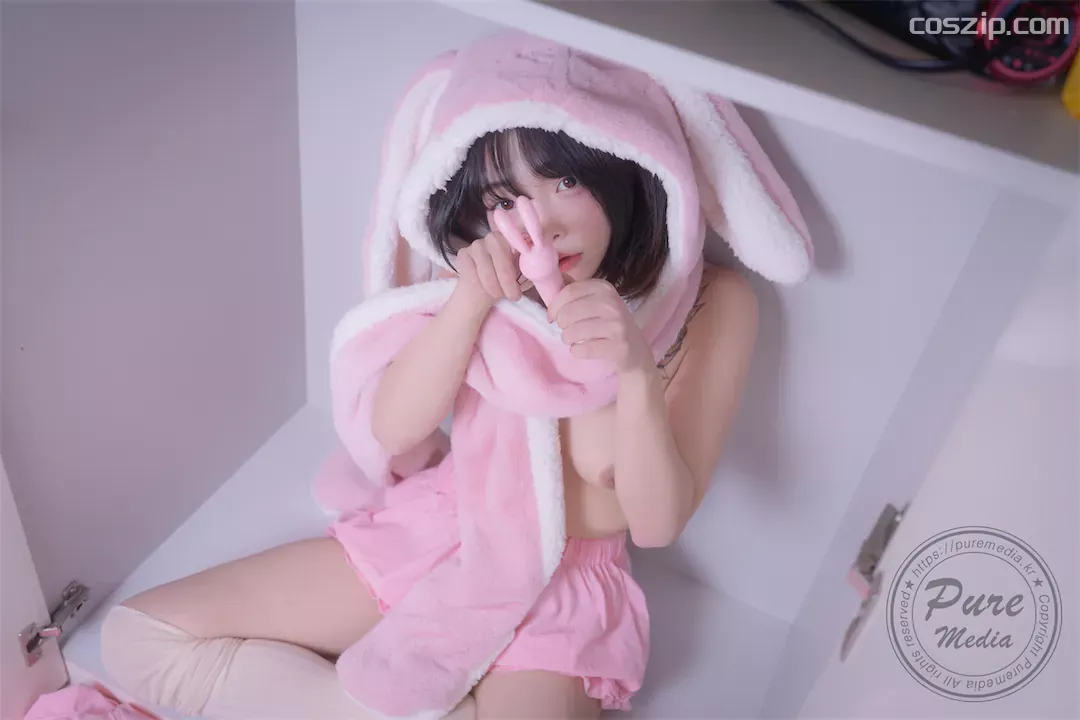 Pure-Media-Vol.266-Jelly-Cutie-Rabbit-and-Pink-Hole-coszip.com-159